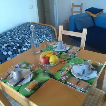 Bed & Breakfast Up